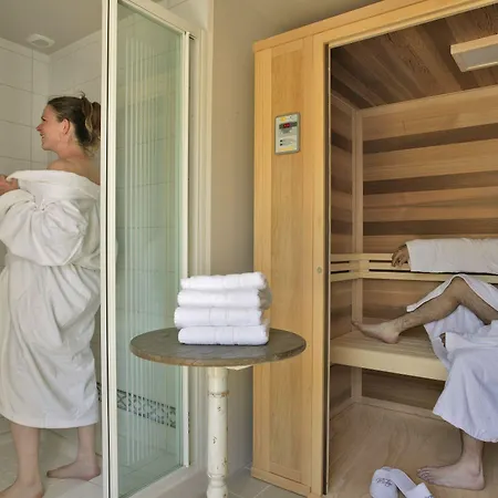 Le Moulin De Mitou 호텔